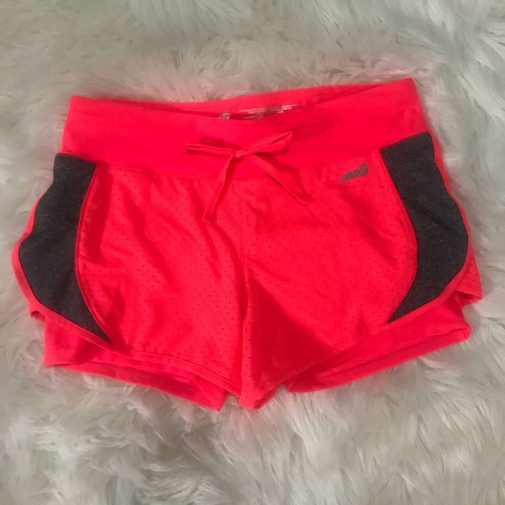 Women’s AVIA athletic shorts